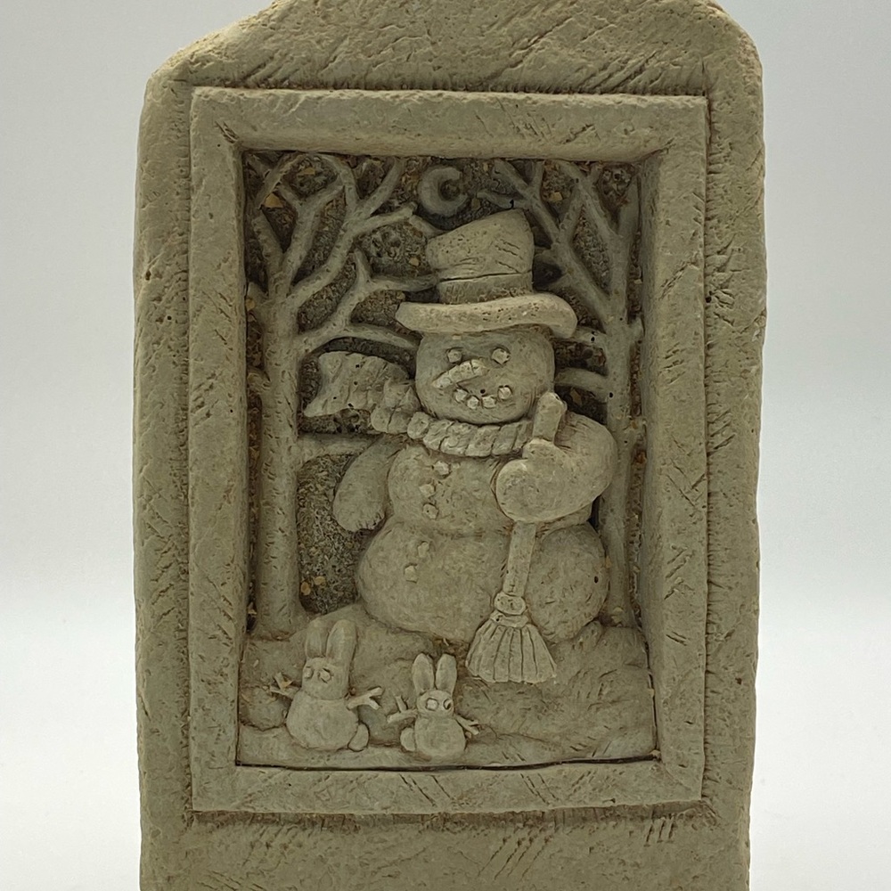 Carruth Studio 1995 Snowman w/ Snow Bunnies Stone Plaque Holiday Display Whimsy